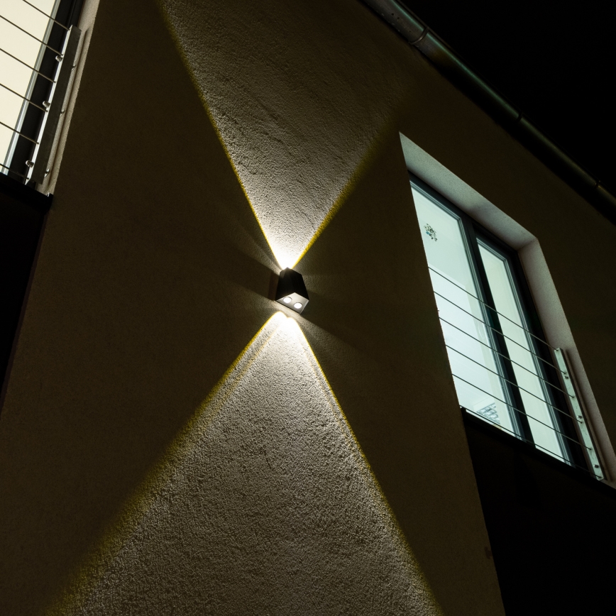 LED Solarna zidna svjetiljka sa senzorom LED/2W/5V IP54 1300 mAh