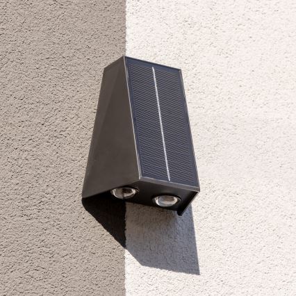 LED Solarna zidna svjetiljka sa senzorom LED/2W/5V IP54 1300 mAh
