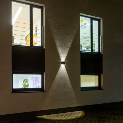 LED Solarna zidna svjetiljka sa senzorom LED/2W/5V IP54