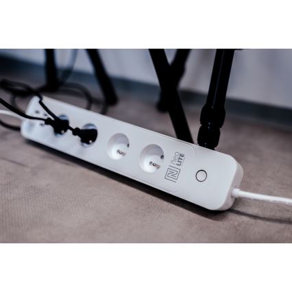 Immax NEO 07707L - Produžni kabel NEO LITE Smart 4AC + 4USB Wi-Fi Tuya 1,5m