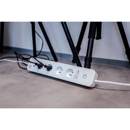Immax NEO 07707L - Produžni kabel NEO LITE Smart 4AC + 4USB Wi-Fi Tuya 1,5m