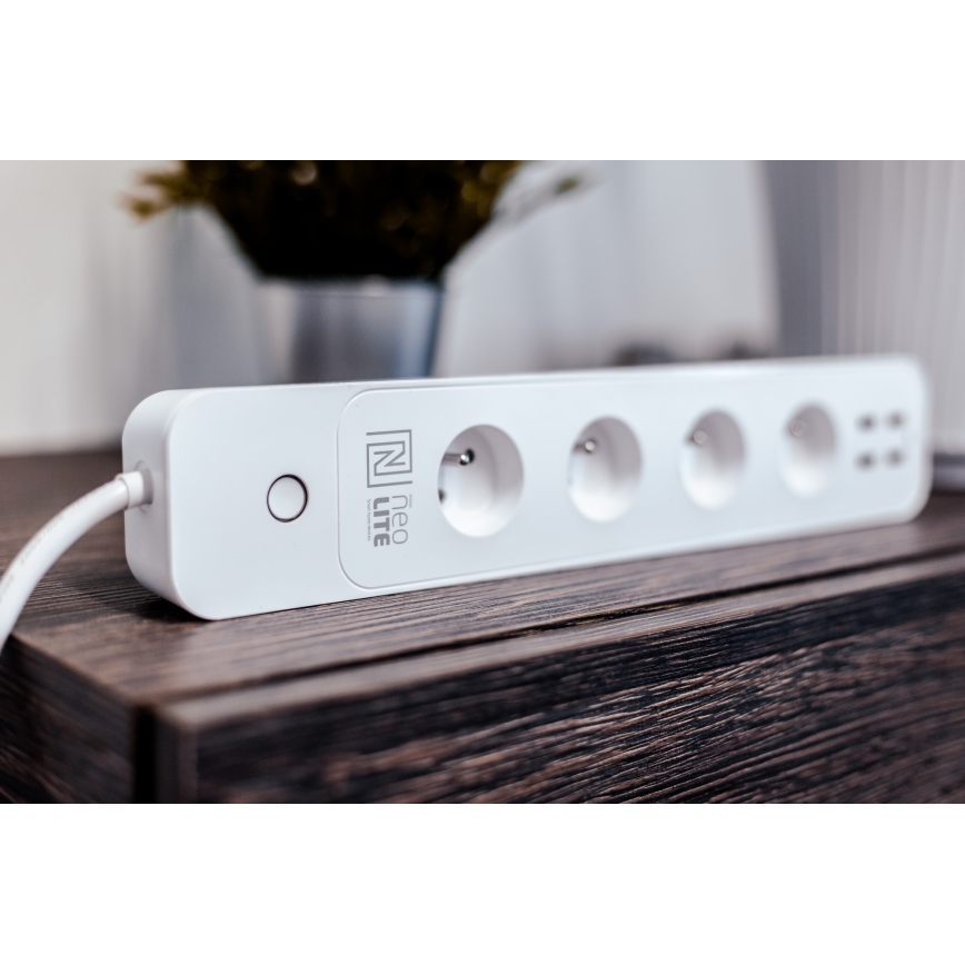 Immax NEO 07707L - Produžni kabel NEO LITE Smart 4AC + 4USB Wi-Fi Tuya 1,5m