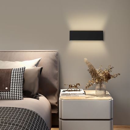 Immax NEO - LED Prigušiva zidna svjetiljka LISTON LED/8W/230V crna + DU Tuya