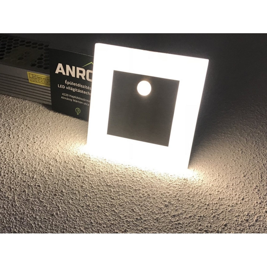 LED svjetlo za stepenice sa senzorom LED/0,8W/12V 3000K