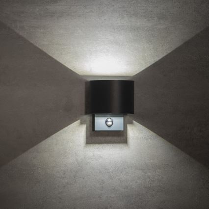 LED vanjsko zidno svjetlo s detektorom pokreta i sumraka REKA LED/7W/230V IP54 antracit okruglo