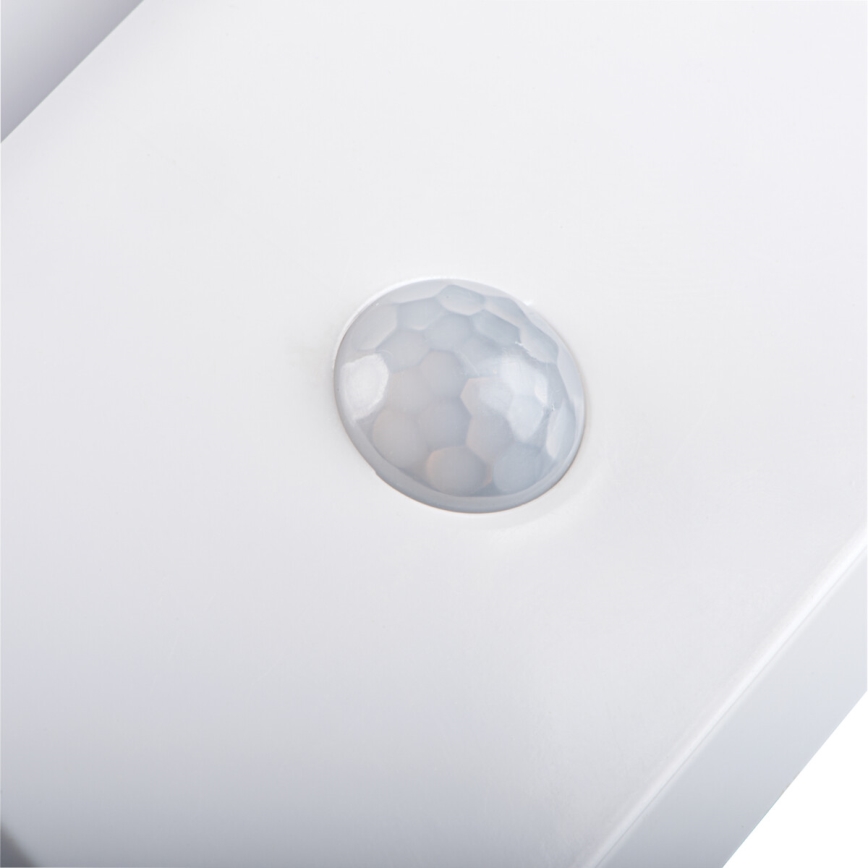 Kanlux 37392 - LED Ugradbena svjetiljka sa senzorom za pokret i dan/noć IRS LED/0,3W/3xAAA IP54 bijela
