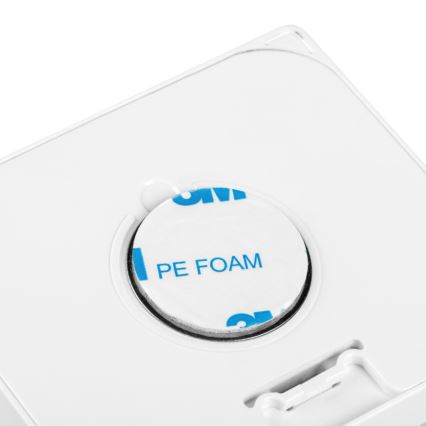 Ugradna LED svjetiljka sa senzorom pokreta i sumraka IRS LED/0,3W/3xAAA IP54 bijela
