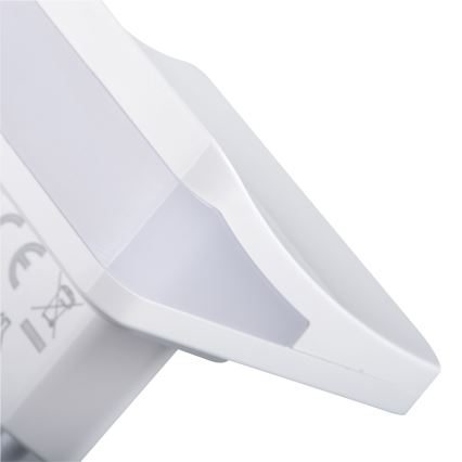 Orijentacijsko LED svjetlo sa senzorom sumraka za utičnicu HOFI LED/0,28W/230V bijela