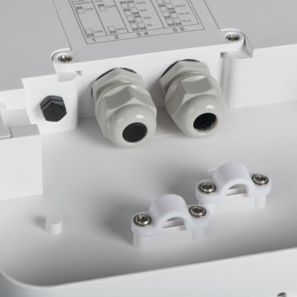 LED Vanjska stropna svjetiljka sa senzorom pokreta BENO LED/24/30W/230V 3000/3500/4000K IP65 bijela uglast