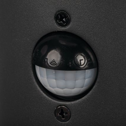 Vanjska zidna svjetiljka sa senzorom pokreta i sumraka STONO 1xE27/15W/230V IP65 antracit