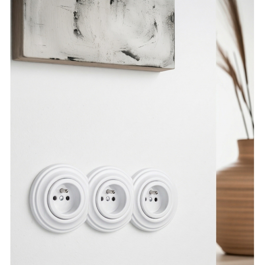 Kliklap - Trostruka retro kućna utičnica s okvirom 230V snježno bijela