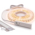 KOMPLET 1x LED traka s senzorom pokreta FLEX LED/3,6W/4xAA 2 m + 2x ugradni profil 1 m srebrna/bijela