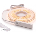 Komplet 1x LED traka sa senzorom pokreta FLEX LED/3,6W/4xAA 2 m + 2x ugradbeni profil 1 m srebrna/bijela