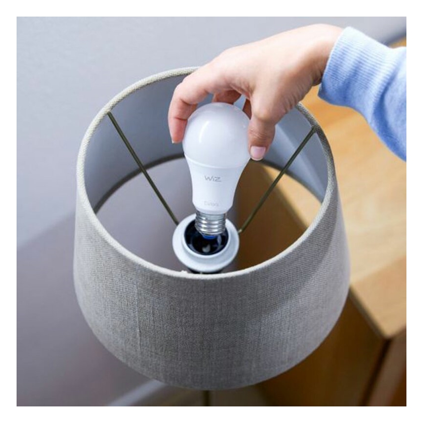 KOMPLET 2x LED dimabilna žarulja A60 E27/9W/230V 2700K Wi-Fi + daljinsko upravljanje - WiZ