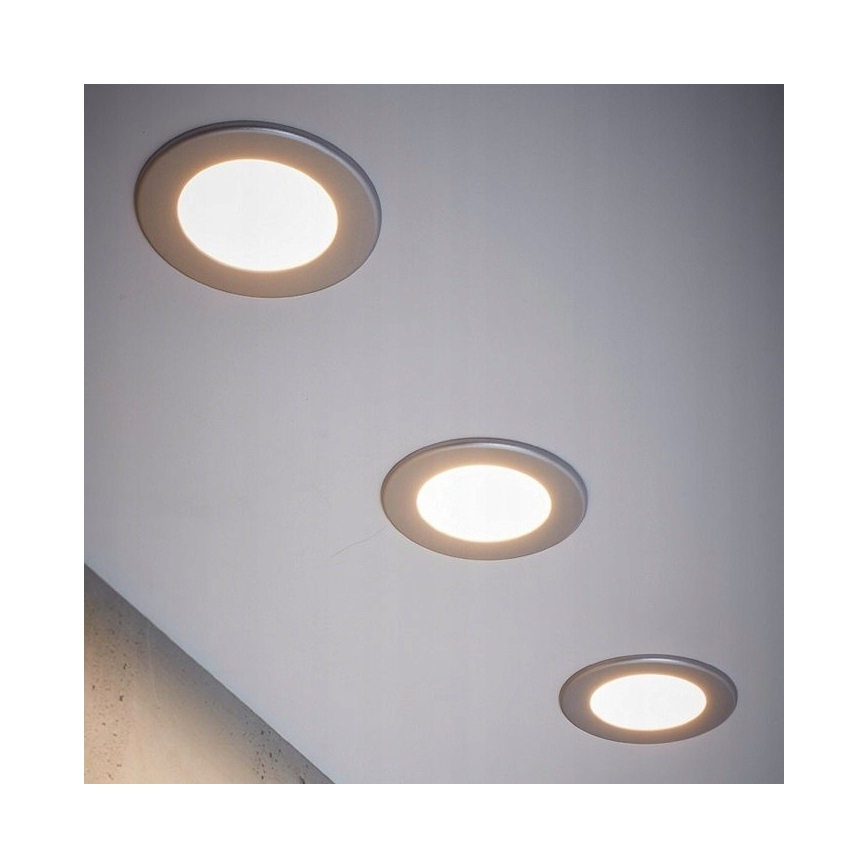 Komplet 3x LED ugradnih kupaonskih svjetiljki LED/6W/230V IP44, srebrne