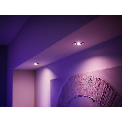 KOMPLET 4x LED RGBW prigušivih žarulja Philips Hue WHITE AND COLOR AMBIANCE GU5,3/MR16/6,3W/12V 2000-6500K
