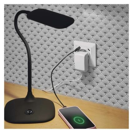 Kućna utičnica s USB-A i USB-C