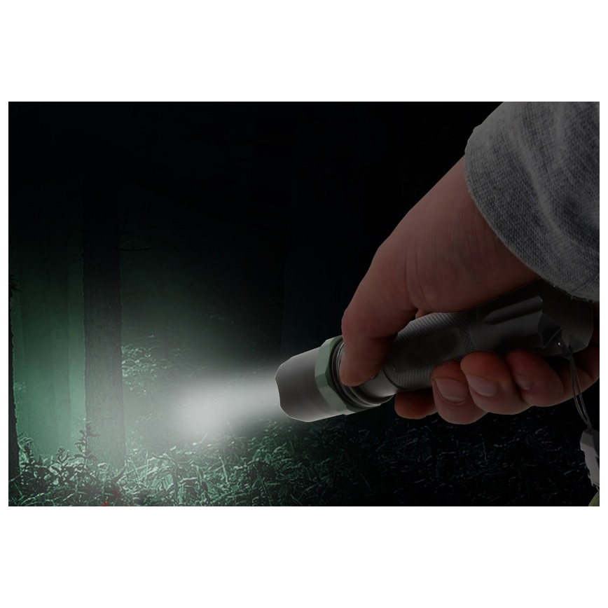 LED Baterijska svjetiljka LED/3W/3xAAA IP44 crna