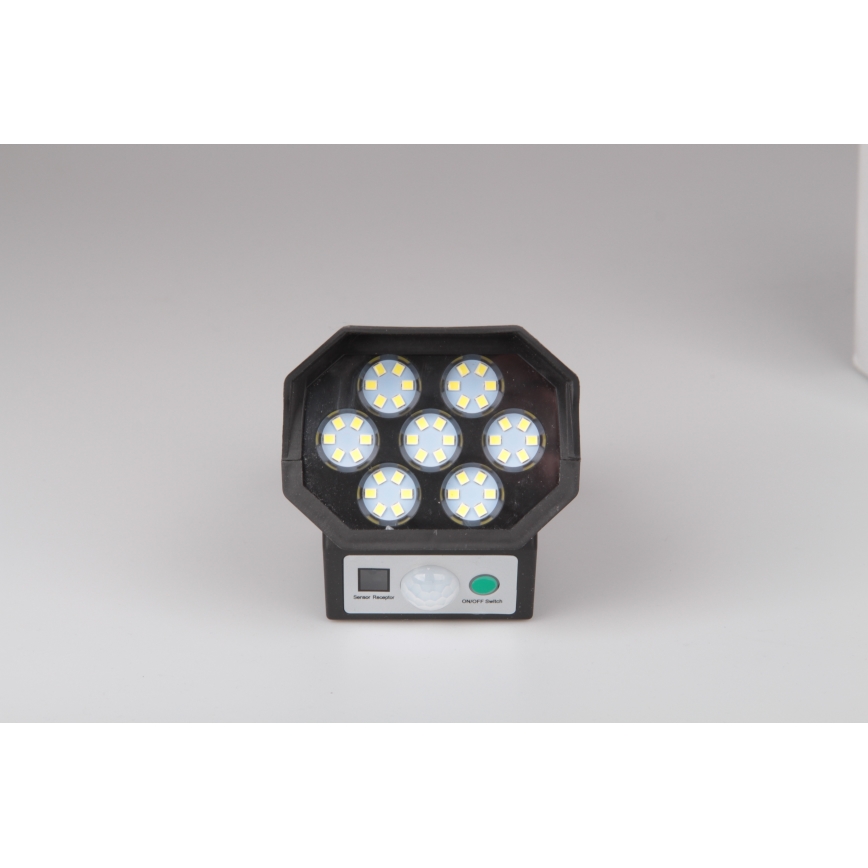 LED Lažna sigurnosna kamera sa senzorom i sa solarnim panelom LED/5W/5,5V 800 mAh IP65 + daljinski upravljač
