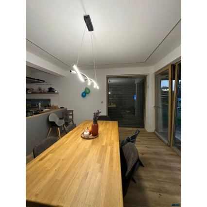 LED Luster na sajli TWIST LED/37W/230V 4000K 120 cm crna
