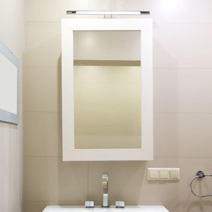 LED Osvjetljenje ogledala LED/9W/230V 3000K 50cm sjajni krom