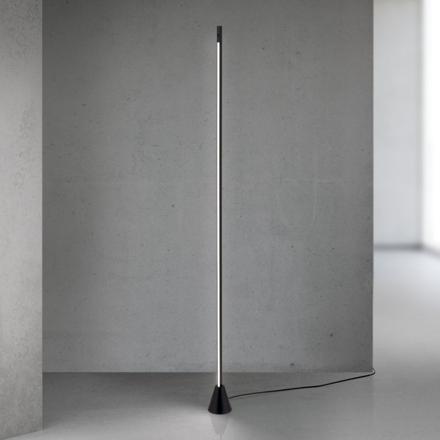 LED podna lampa s prigušivanjem i senzorom pokreta SOJIE LED/26W/230V crna