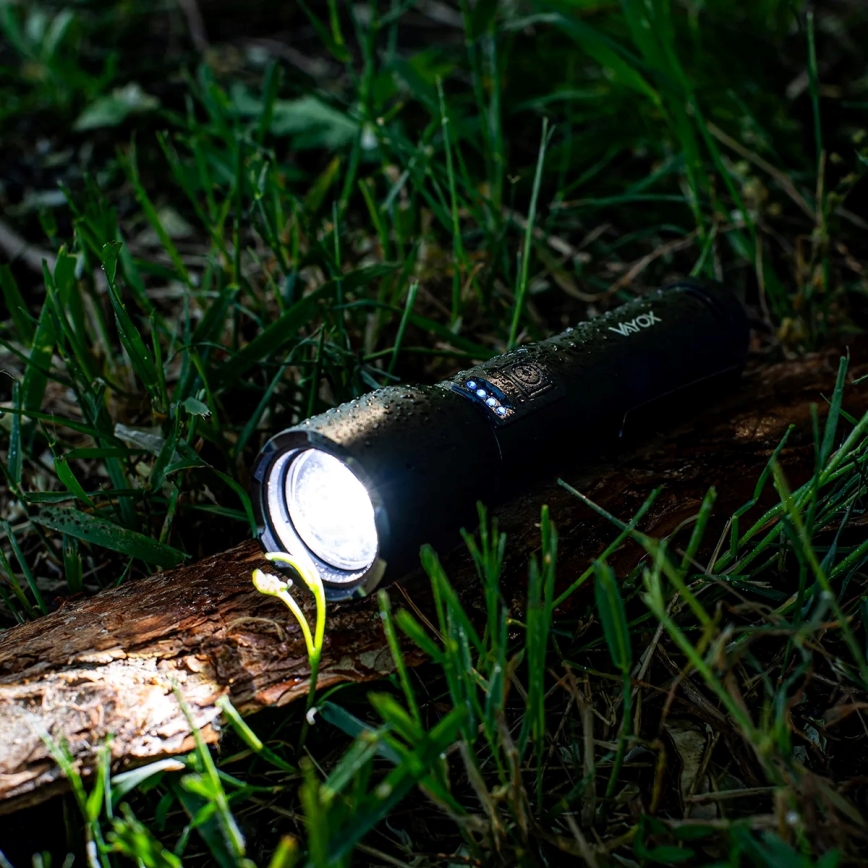 LED Prigušiva punjiva baterijska svjetiljka LED/20W/5V IPX4 800 lm 2000 mAh