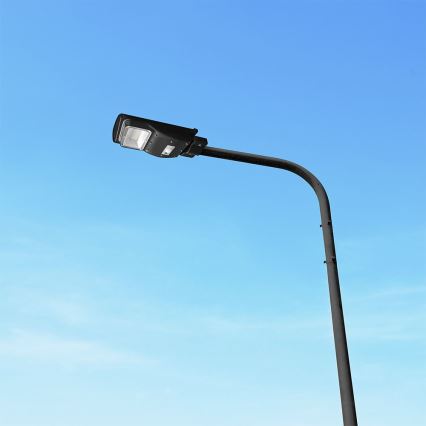 LED Prigušiva solarna ulična svjetiljka sa senzorom pokreta i dana/noći LED/6W/3,2V 6000K IP65 5000 mAh crna + daljinski upravljač