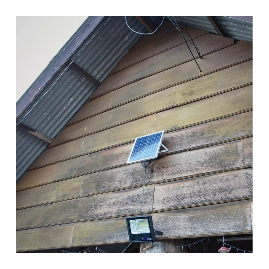 LED Prigušivi solarni reflektor LED/16W/3,2V 4000K IP65 10000 mAh + daljinski upravljač