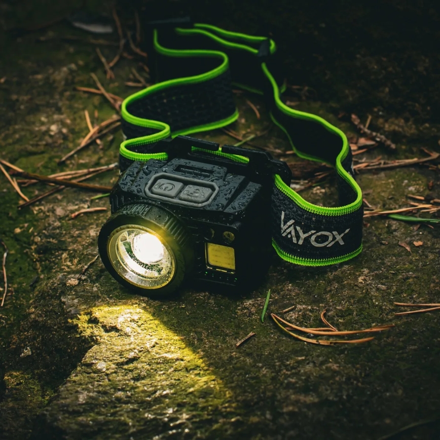 Podesiva punjiva LED čelna svjetiljka sa senzorom i crvenim svjetlom LED/6W/5V/3xAAA IP66 500 lm 1200 mAh