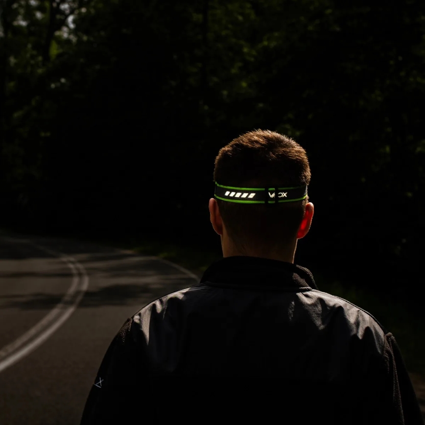 Podesiva punjiva LED čelna svjetiljka sa senzorom i crvenim svjetlom LED/6W/5V/3xAAA IP66 500 lm 1200 mAh