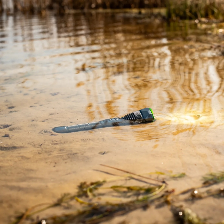 LED punjiva svjetiljka s mogućnošću prigušivanja i funkcijom powerbanke LED/30W/5V IPX7 3000 lm 4000 mAh