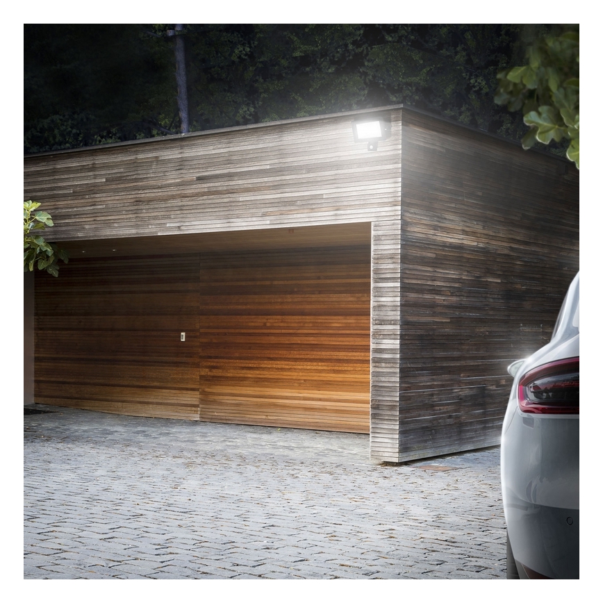 LED reflektor s detektorom pokreta NOCTIS LUX 3 LED/50W/230V 4000K IP44 bijela