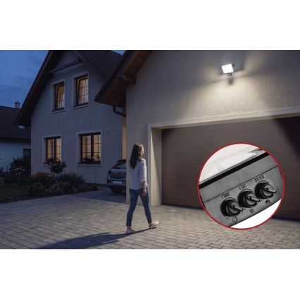 LED reflektor s senzorom pokreta i sumraka TAMBO EVO LED/30W/230V 4000K IP44 crna