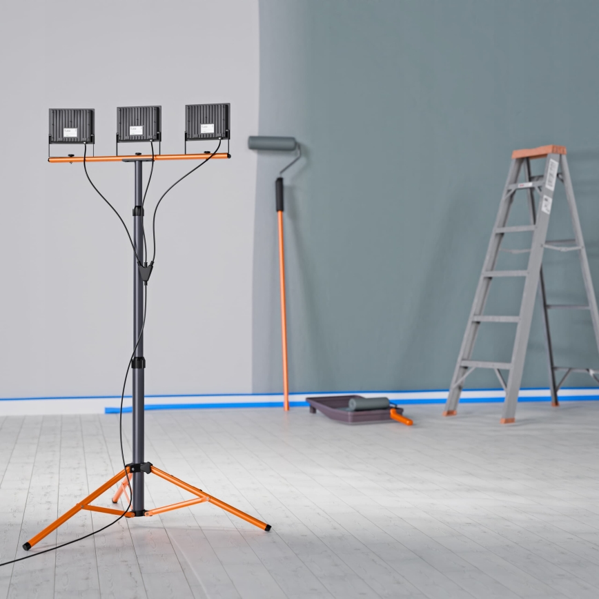 LED reflektor s postoljem 3xLED/50W/230V 4500K IP65 crna/narančasta