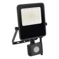 LED Reflektor s senzorom VISIO LED/30W/230V 4000K IP65