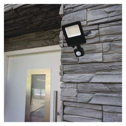 LED Reflektor s senzorom VISIO LED/30W/230V 4000K IP65