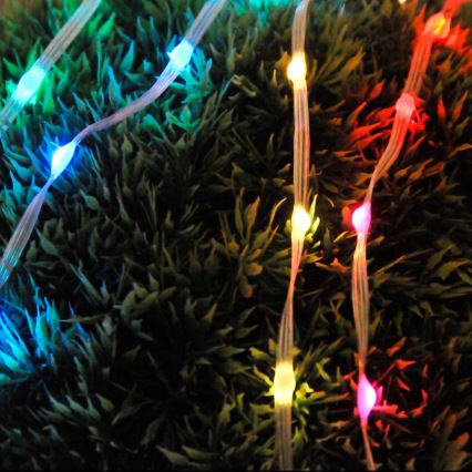 LED RGB svjetlosni lanac LED/10W/5V 10 m USB + daljinski upravljač