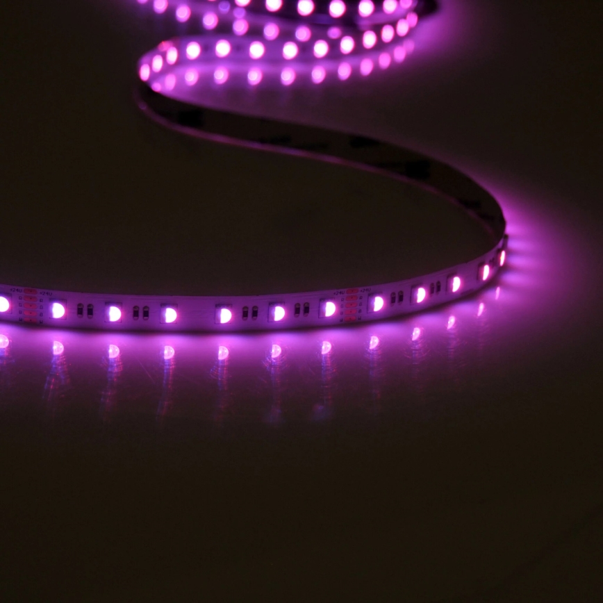 LED RGBW Prigušiva traka 3m LED/22W/24/230V + daljinski upravljač