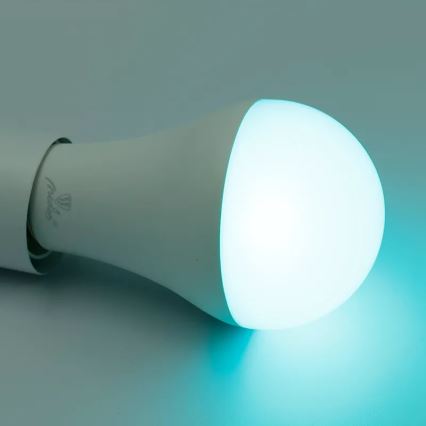 LED RGBW Prigušiva žarulja A60 E27/15W/230V 2700-6500K Wi-Fi Tuya