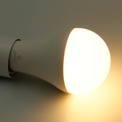 LED RGBW Prigušiva žarulja A60 E27/15W/230V 2700-6500K Wi-Fi Tuya