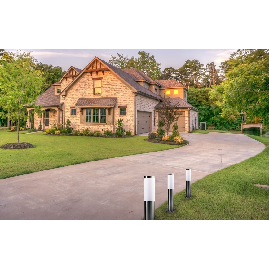 LED RGBW prigušiva vanjska svjetiljka LIVIA 1xE27/6,5W/230V 2700-6500K Wi-Fi 45 cm IP44 srebrna