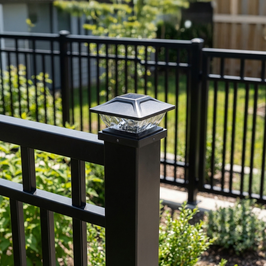 LED solarna svjetiljka TOYA LED/4,5W/230V 3000/6500K 600 mAh IP44 crna