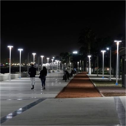 LED Solarna ulična lampa sa senzorom LUVIA LED/15W/3,2V 6500K IP54 5400 mAh + daljinski upravljač