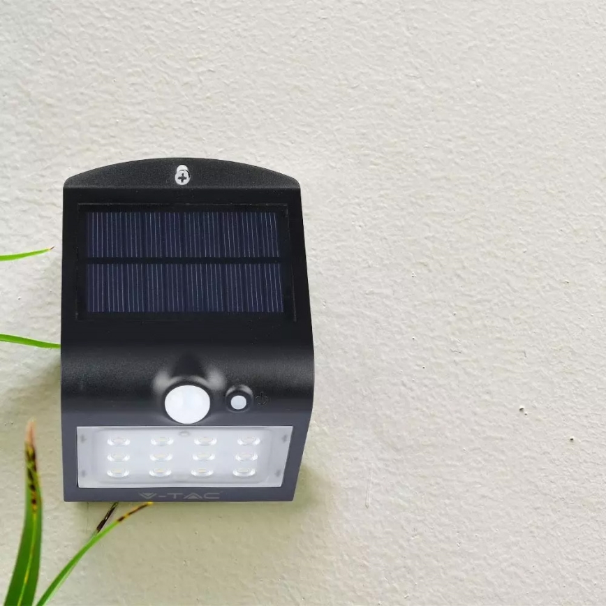 LED Solarna zidna svjetiljka sa senzorom LED/1.5W/3,7V IP65 1200 mAh