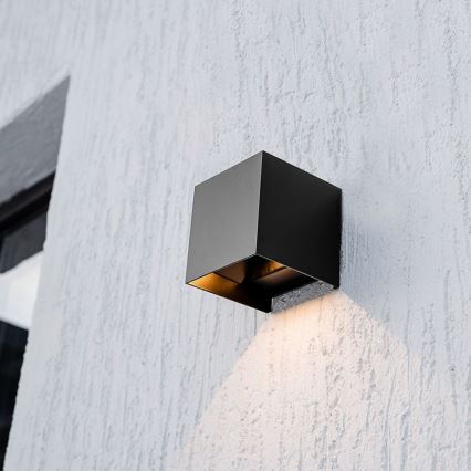 LED Solarna zidna svjetiljka sa senzorom LED/3W/3,7V IP65 4000K 2600 mAh crna