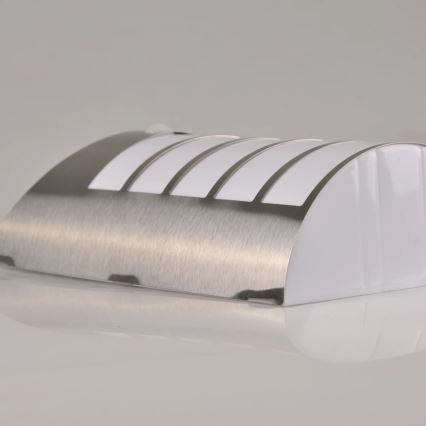 LED Solarna zidna svjetiljka sa senzorom SAFFO LED/3,7V 2000 mAh IP44