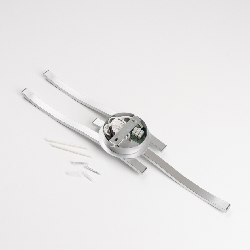 LED stropna svjetiljka 3xLED/6W/230V 3000K srebrna