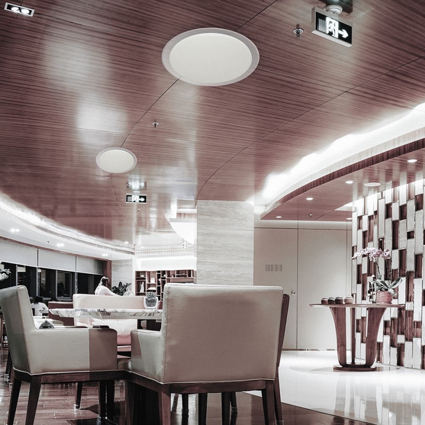 LED Dimmabilno stropno svjetlo LED/72W/230V 3000-6500K promjer 67 cm bijela + daljinski upravljač