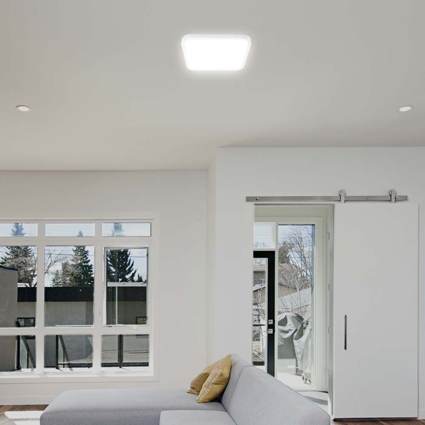 LED Stropna svjetiljka za kupaonicu SAMSUNG CHIP LED/18W/230V IP44 6500K 25x25 cm bijela